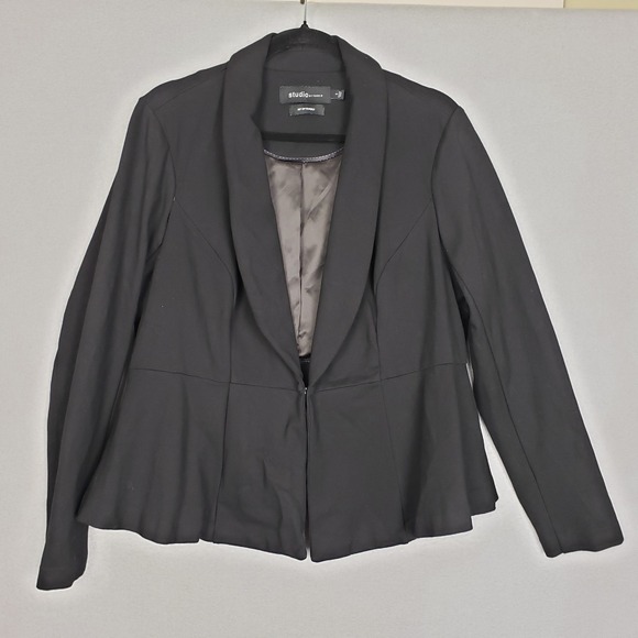 Torrid Studio Size 1X Peplum Blazer Jacket Black Career Corporate Professional - Picture 2 of 8